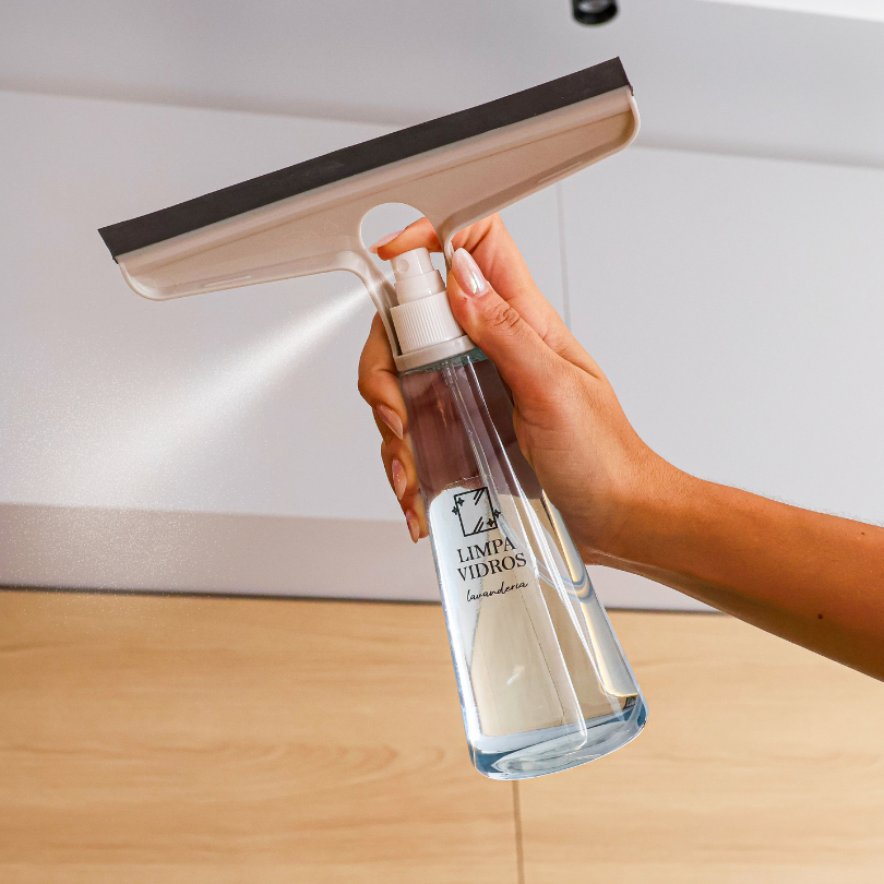 Rodo Spray 2 em 1 - 360ml - Limpa Vidros, Multiuso, Álcool | Pulverizador, Rodinho com Borrifador - Preto / Branco