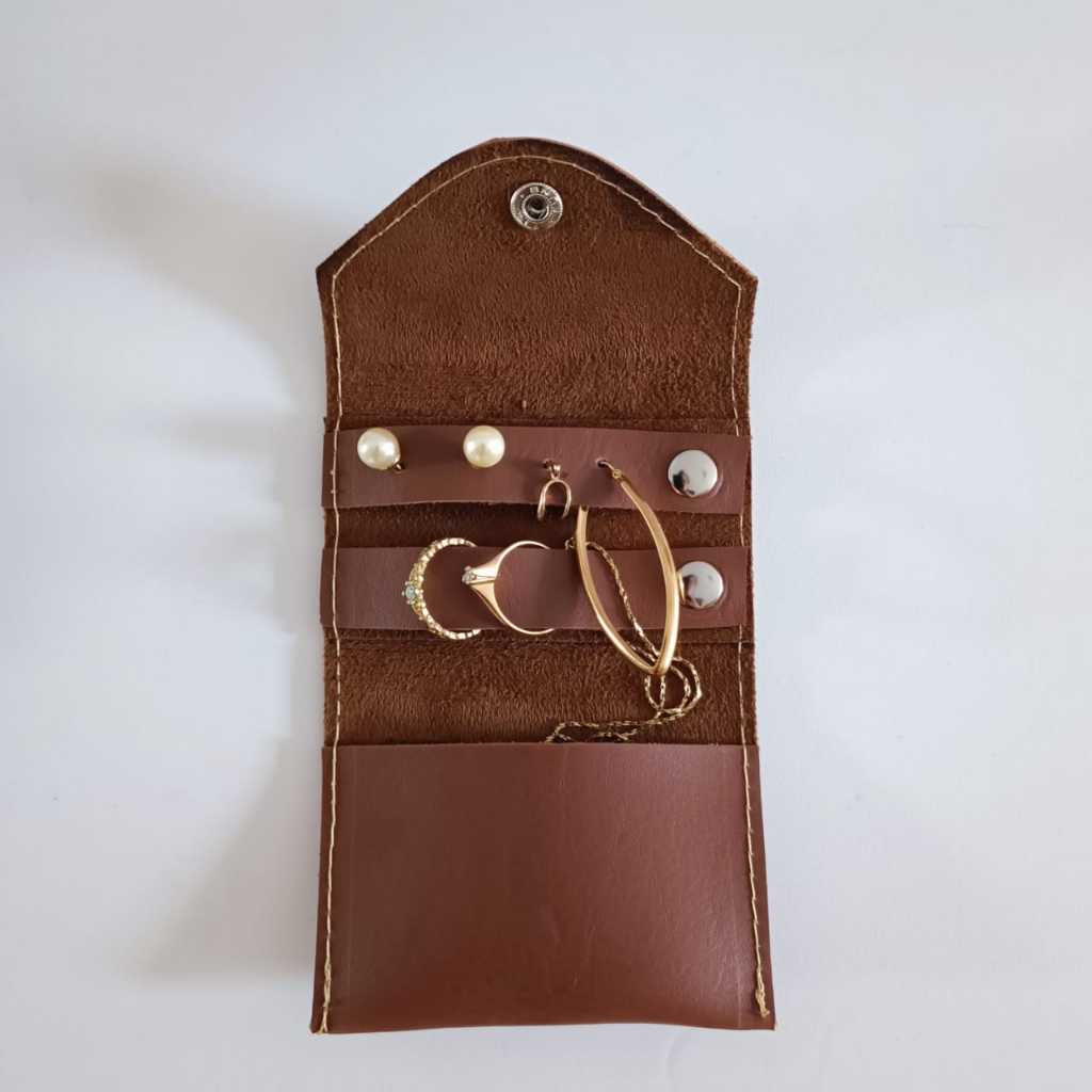 Mini Porta Jóias PERSONALIZADO Couro Eco Portátil Organizador de Bijuterias Logo Nome Iniciais em Oferta na Shopee