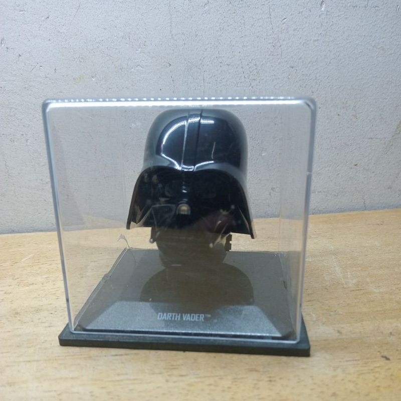 Capacete Darth Vader miniatura