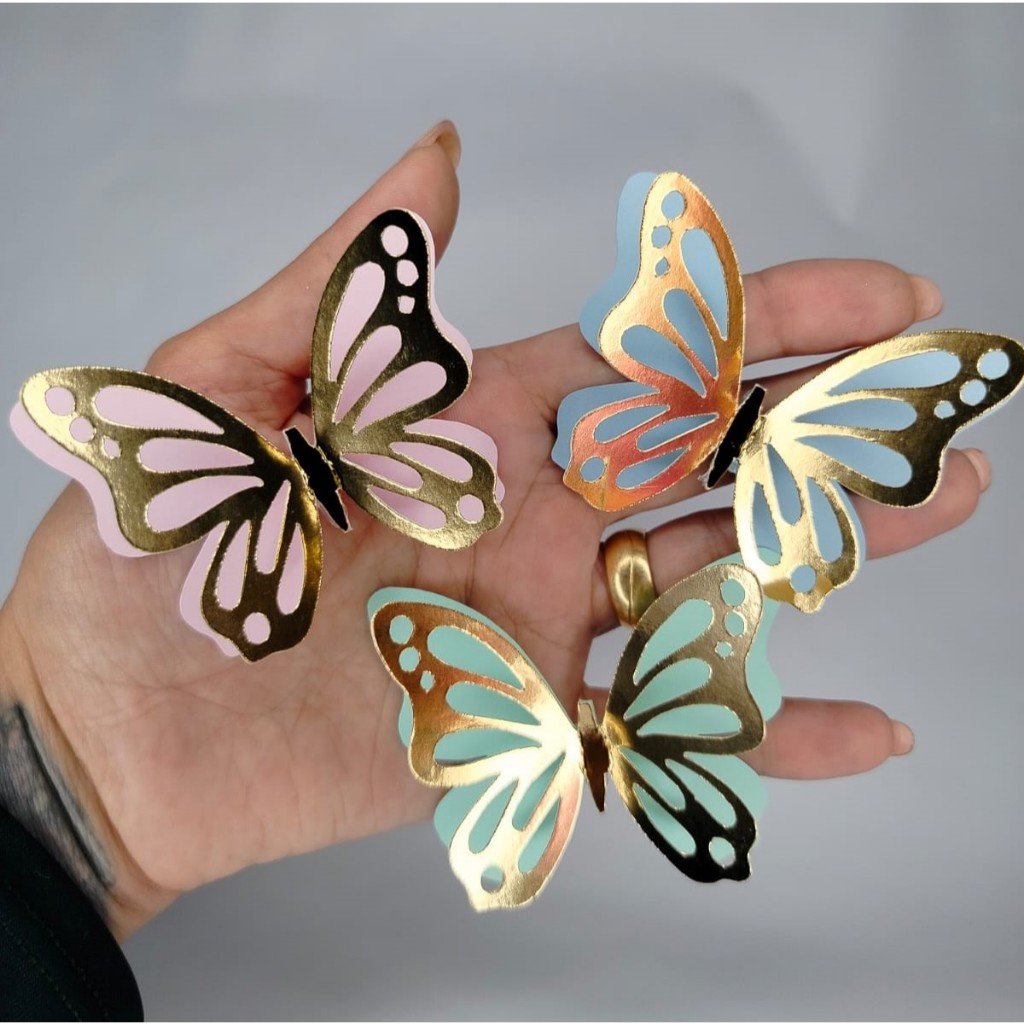 ENVIO RÁPIDO🦋 Aplique Borboleta Vazada Dourada Com Pedrinhas | Jardim Encantado, Jardim das borboletas & Lembrancinhas ✨