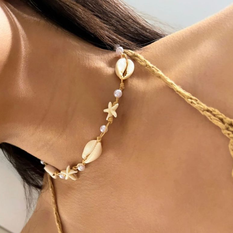 Colar Búzios com Estrelas em Oferta na Shopee