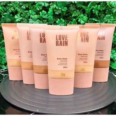 Base Líquida Love Rain Mate Alta Cobertura, Longa Duração e Resistente à Água