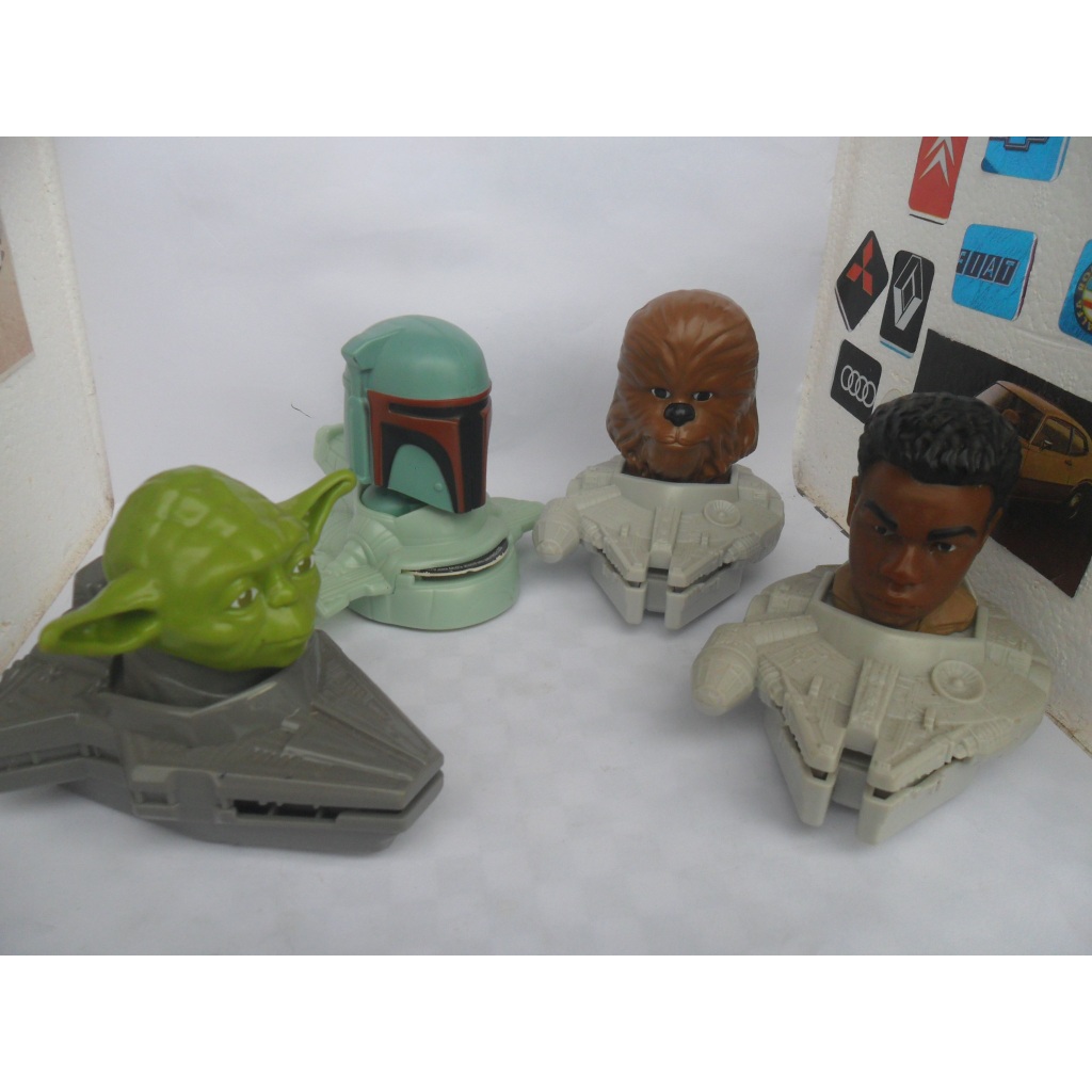 4 bonecos Star Wars com Finn ( Raro ) Mc Donald's Mc Lanche Feliz 2021