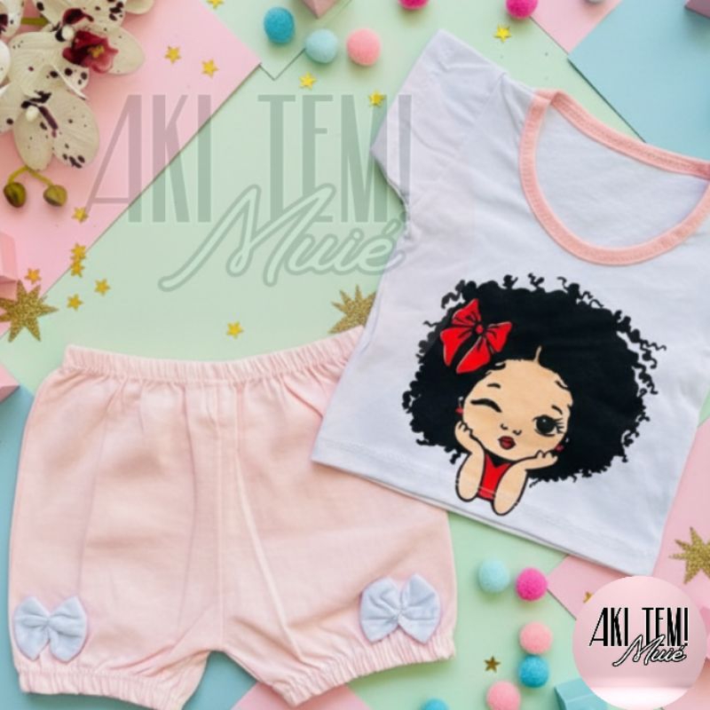 👧 Conjunto Bebê Menina Cacheada Fofa Verão | T-Shirt Branca + Short Rosa Laços | Roupa Temática Boneca