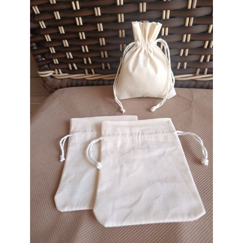 Saquinho de algodão cru 50unidades Tam. 8x10 em Oferta na Shopee