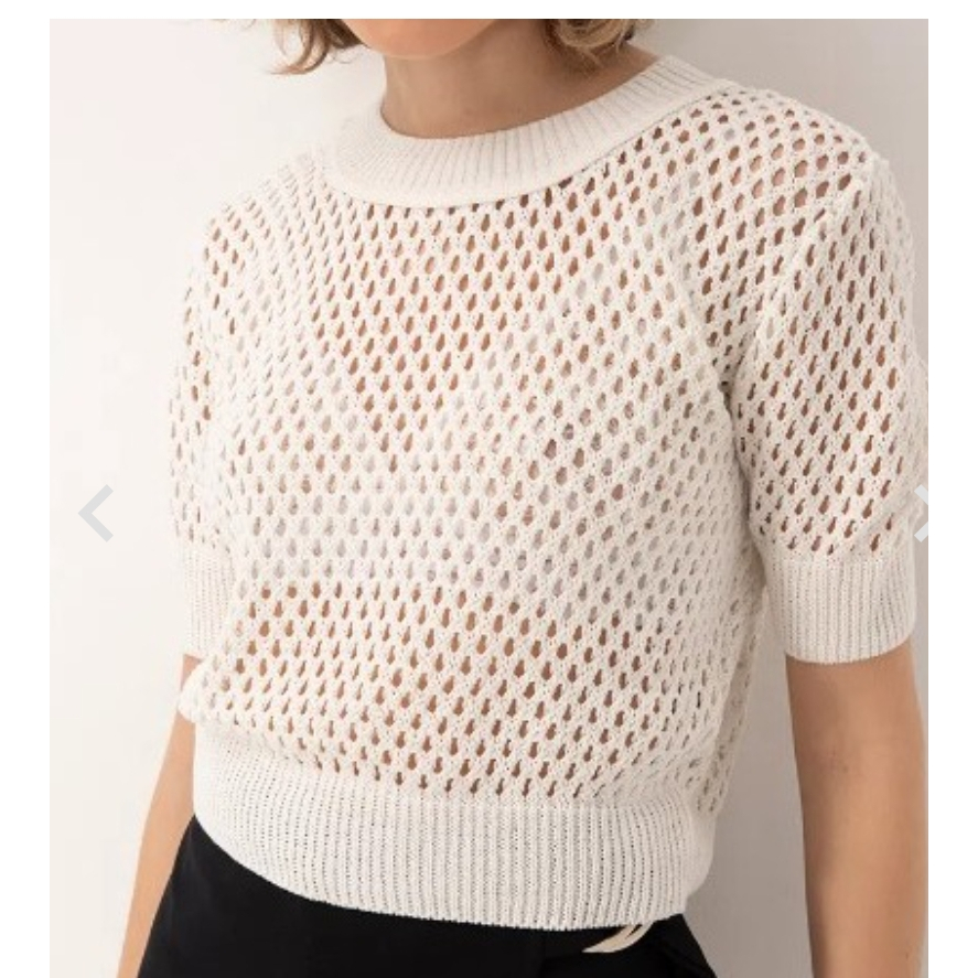 Blusa Tricot Vazada Feminina – Manga Curta e Gola Redonda em Oferta na Shopee