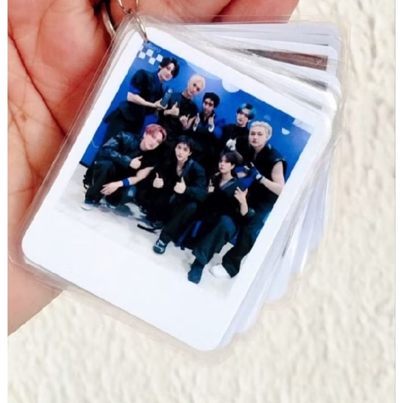Mini chaveiro foto polaroid Stray kids SKZ/ chaveiro polaroid Stray kids SKZ + brinde