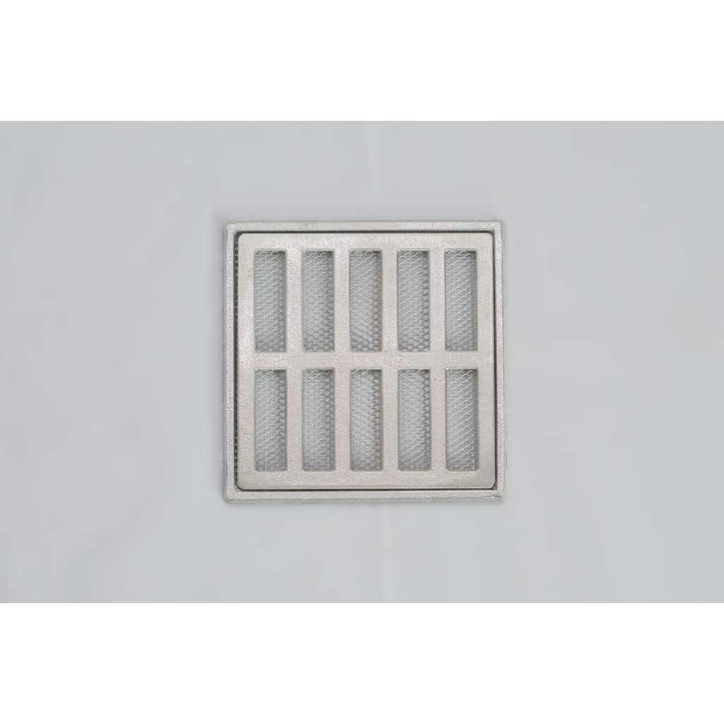 Ralo linear 15x15cm em aluminio fundido com aro JR grelhas