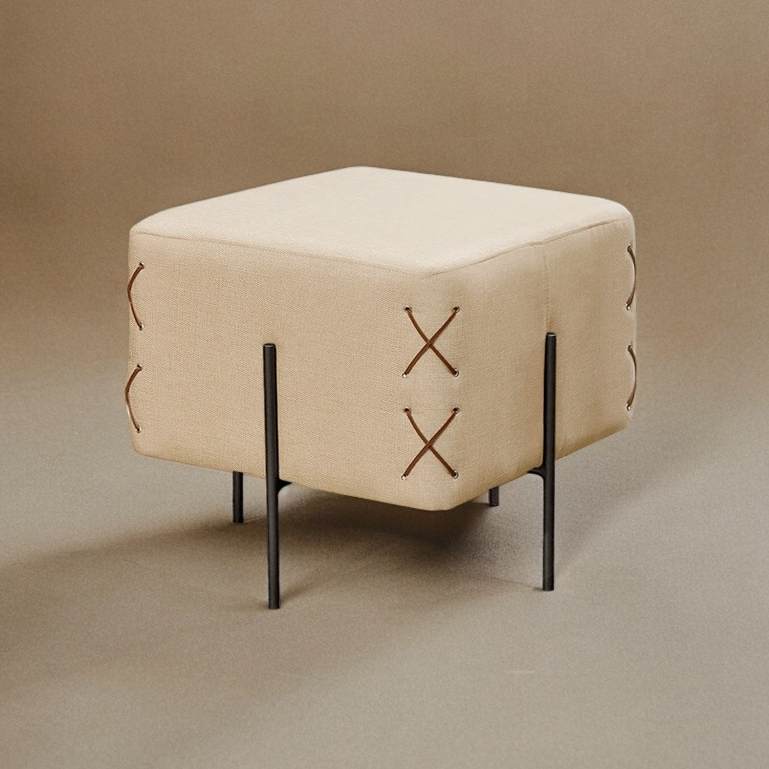 Puff Banqueta Eros Luxo Base Preta Castellar Móbile em Oferta na Shopee