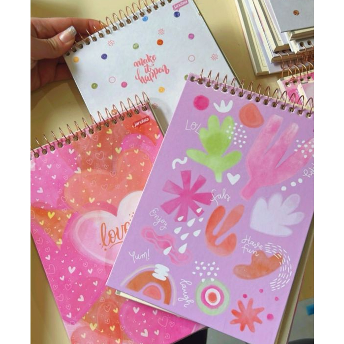 Caderno com Espiral ao Alto La Creme 146x210 Off White gramatura 70 Jandaia