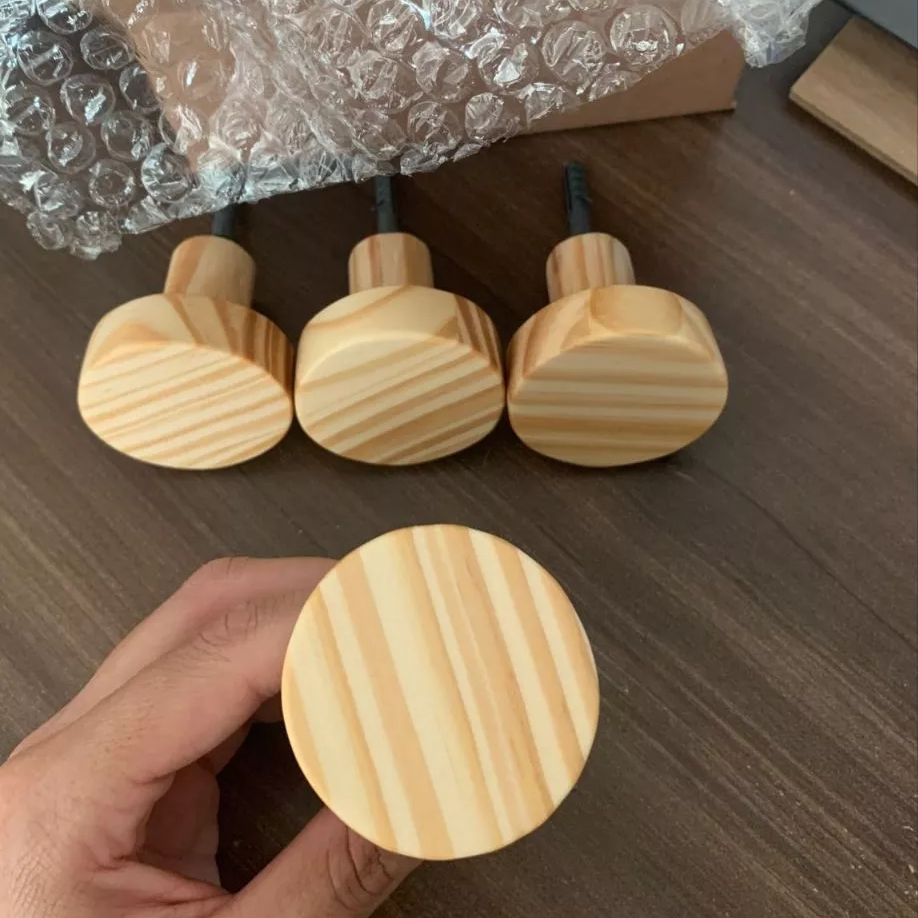 O que é Cabideiro em Madeira? Guia e Onde Comprar | BuscaProdutos