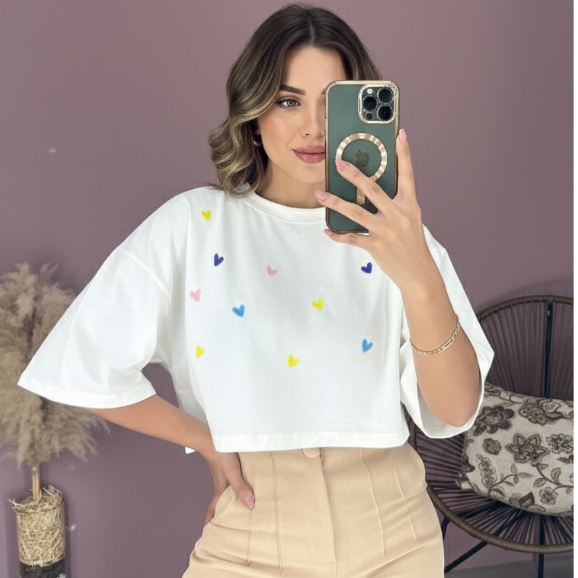 Cropped Oversized Feminino Coracão Bordado Colorido 100% Algodão