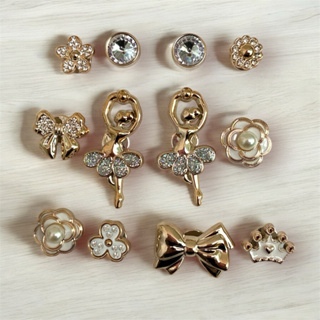 Kit pins em abs/acrilico luxo para sapato/babuche com adaptador em Oferta na Shopee