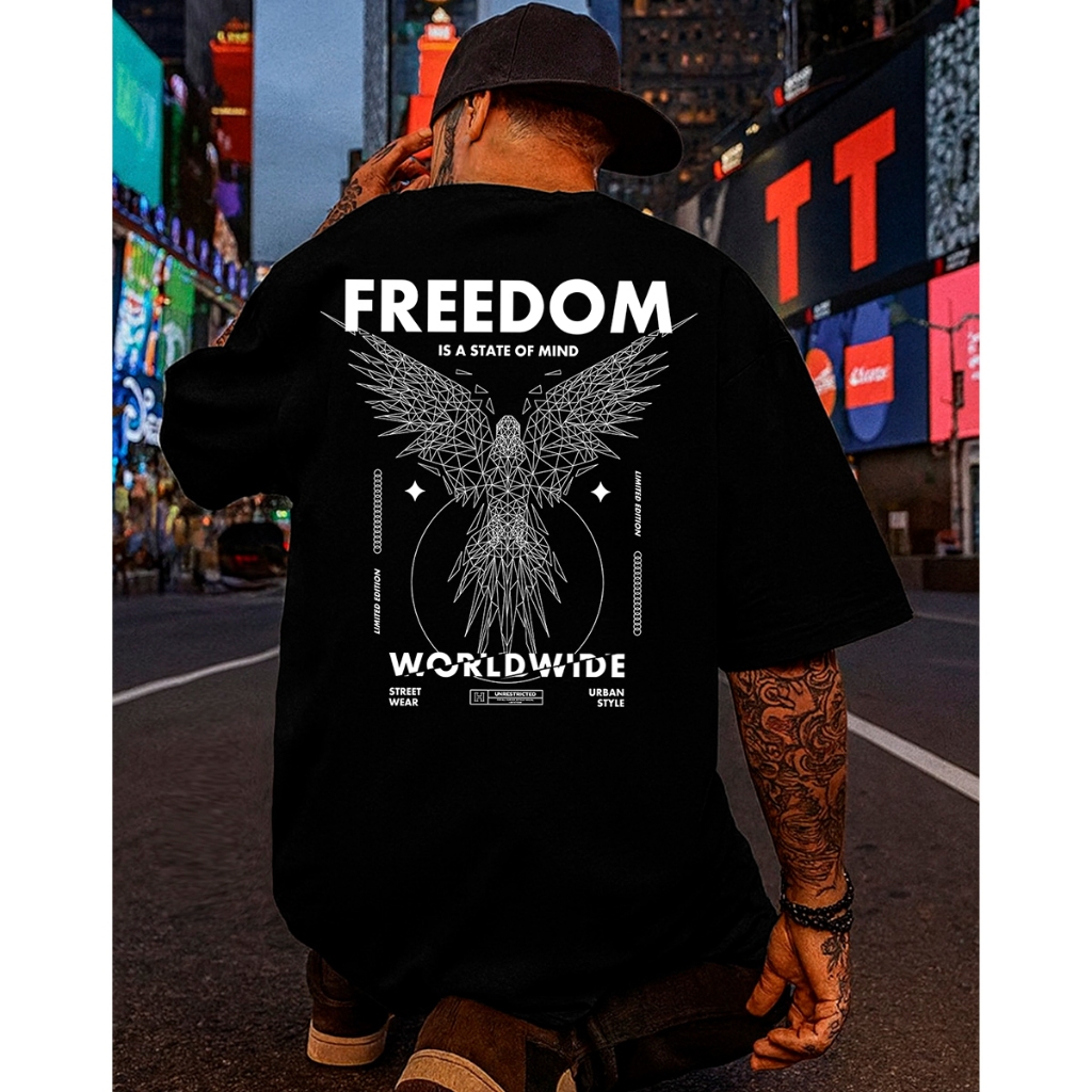 Camiseta Streetwear Masculina Oversized Freedom Worldwide Estampada Frente e Costas Algodão Penteado