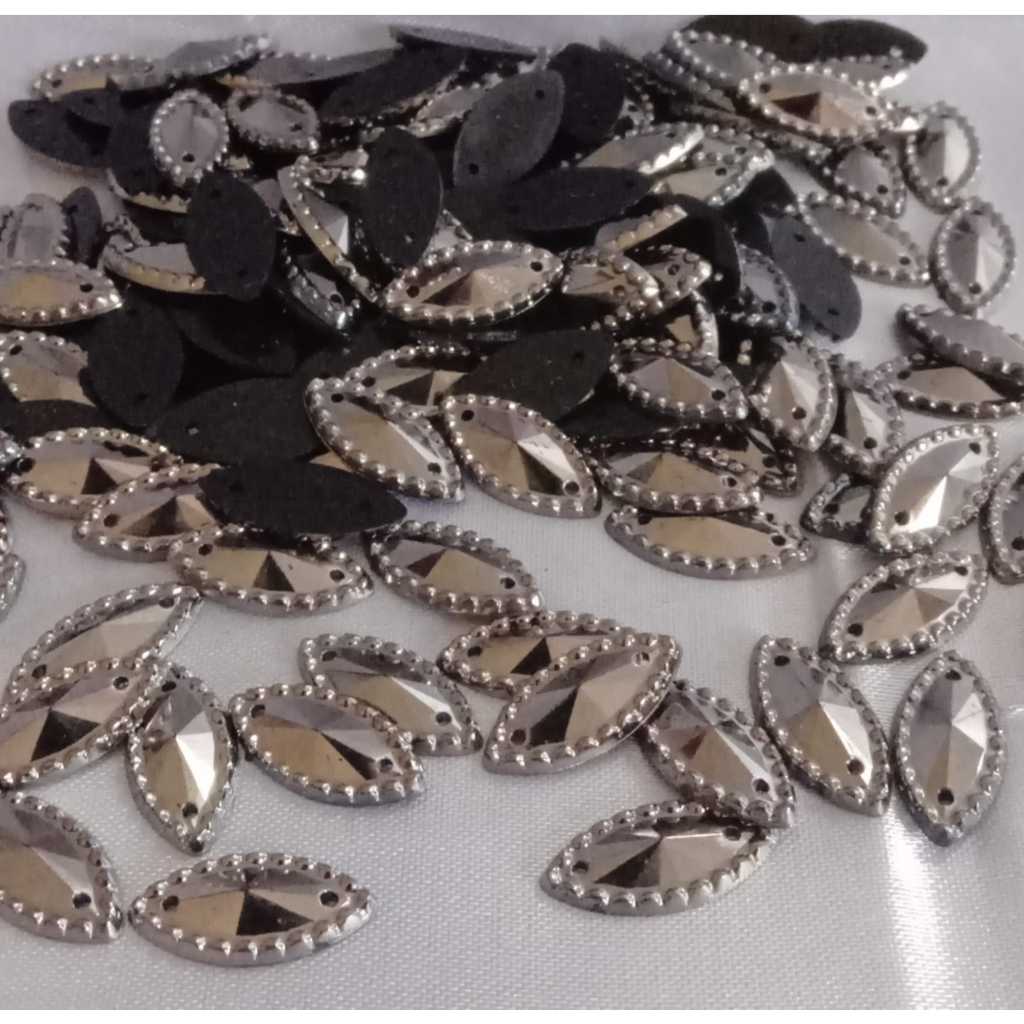 Chaton Navete para Costura ou Colagem com Furo Prata - 150 unidades - 8x18mm