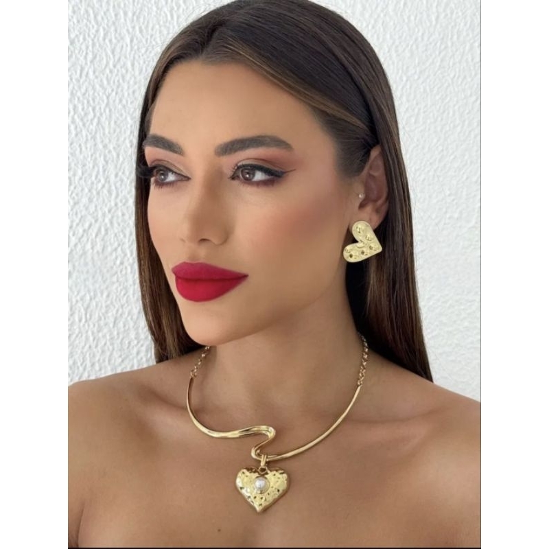 Conjunto Colar e Brinco Banhado a Ouro CoC41 Acessório Feminino Colar Pérola e Coração Brinco Coração Mulheres Fashion e
