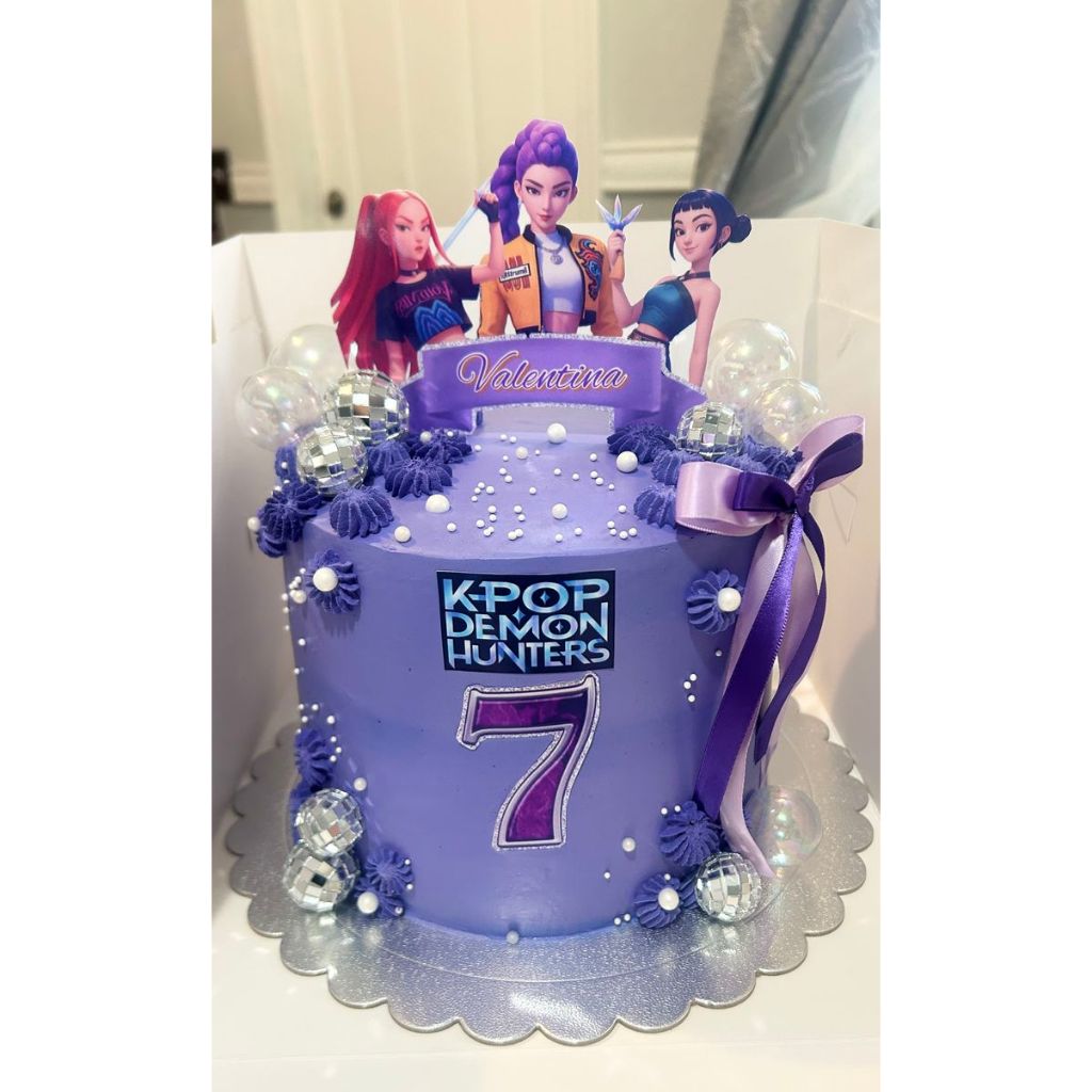 Topo de bolo de aniversário guerreiras do kpop - topper de festa personalizado em Oferta na Shopee