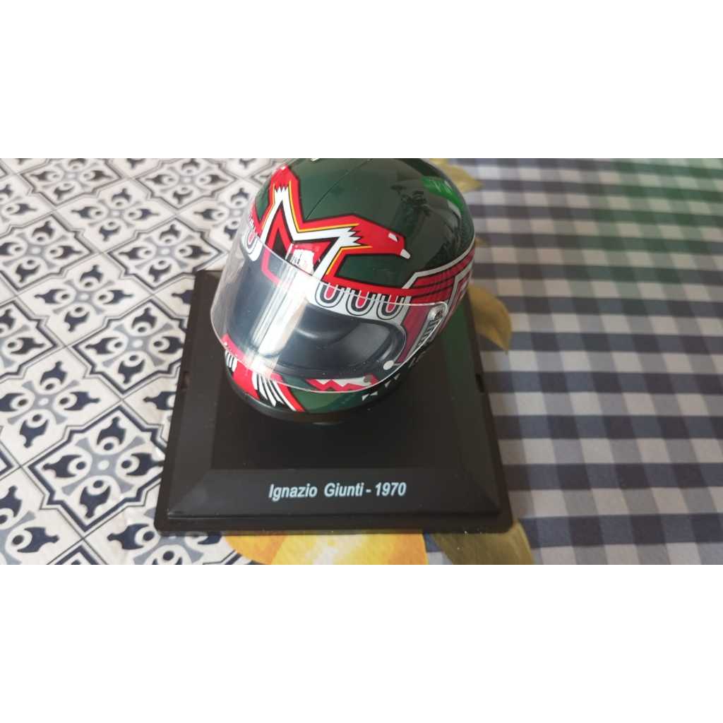 Miniatura Capacete Ignazio Giunti Ferrari 312b 1970 1/5 F1 Verde-escuro
