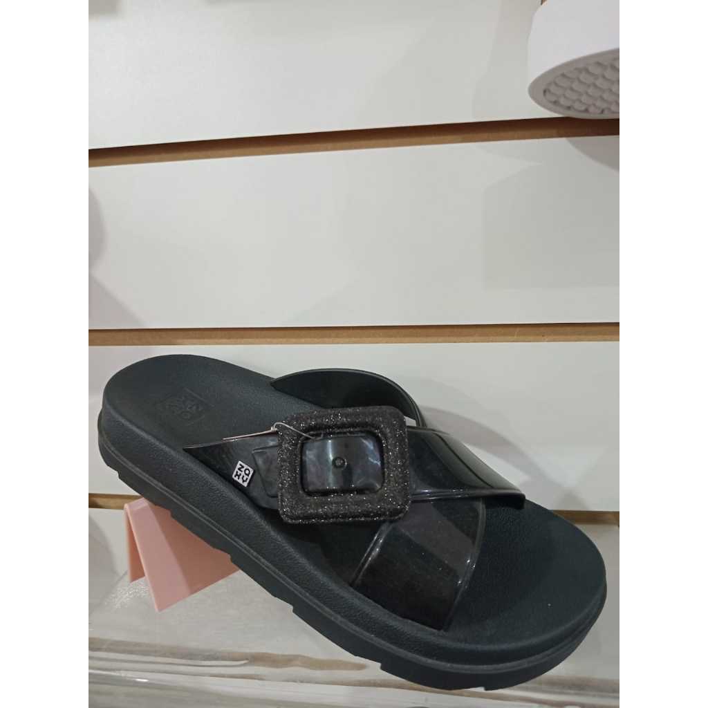 Chinelo zaxy