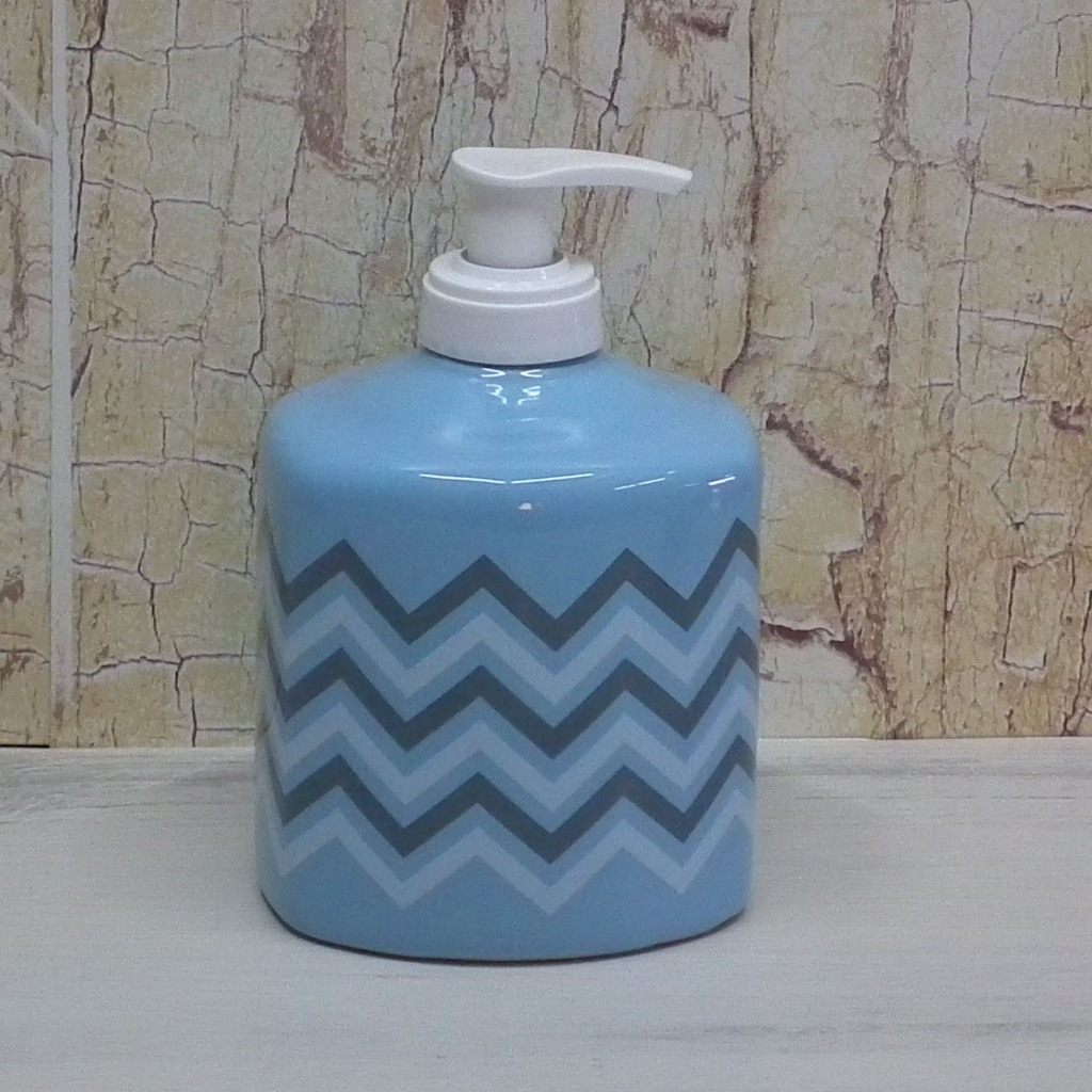Porta Sabonete Líquido de Porcelana ou Porta Álcool Gel Chevron Azul Bebe para Kit Higiene Bebe Lavabo
