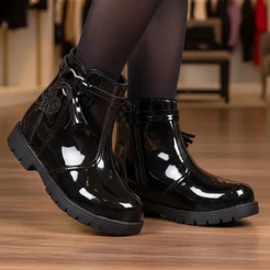 Bota Botina Infantil Coturno Love Menina Feminina Cano Curto Coração Confortável Fashion Blogueira