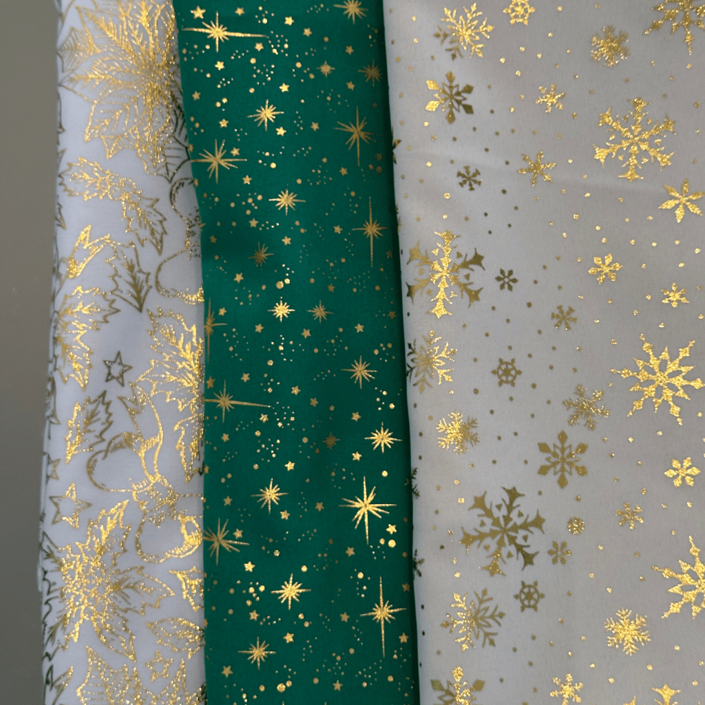 Toalha De Mesa Natal Estampa Papai Noel Tecido Quadrado Com Brilho Para Ceia E Decoração De Natal