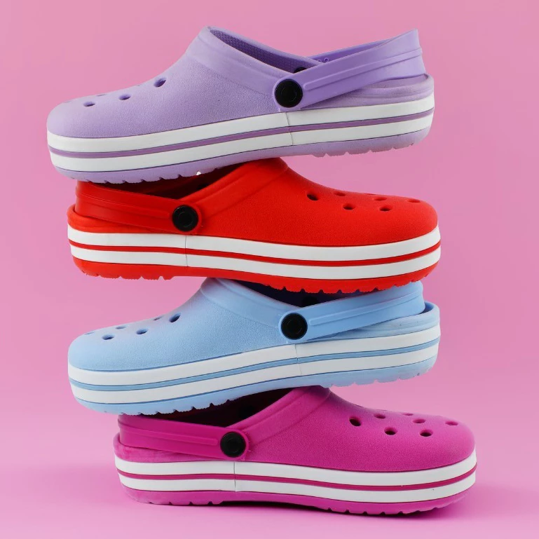 Sandália Babuche Chinelo Adulto Feminino e Masculino Antiderrapante e Confortável