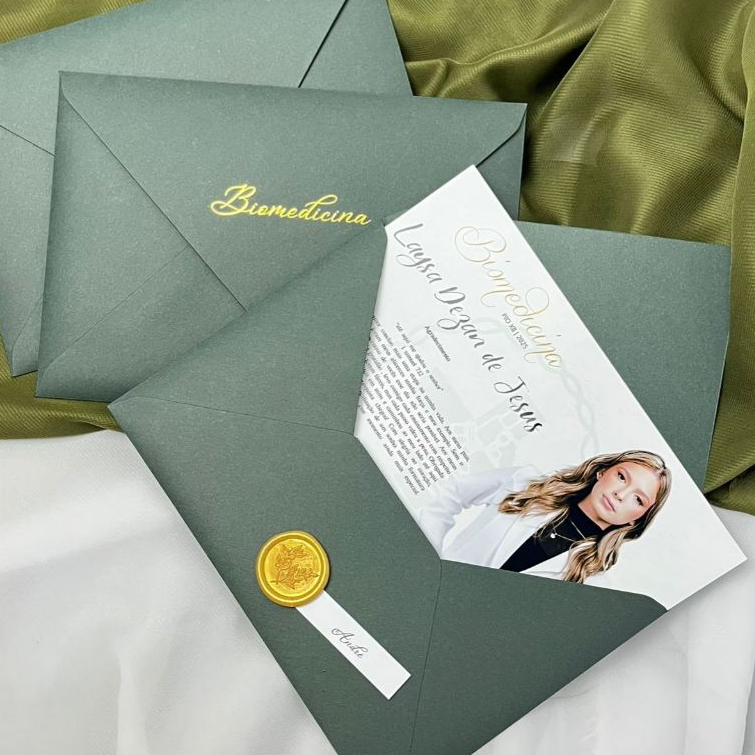 Convites de formatura envelope tradicional com hotstamping e lacre de cera - Coleção Formandos