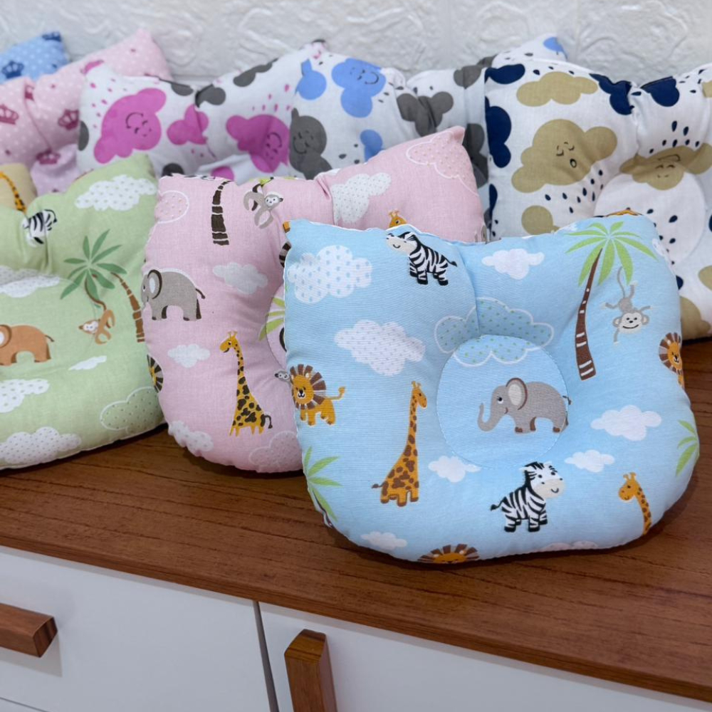 Travesseiro Anatômico para Bebê Estampado em Oferta na Shopee