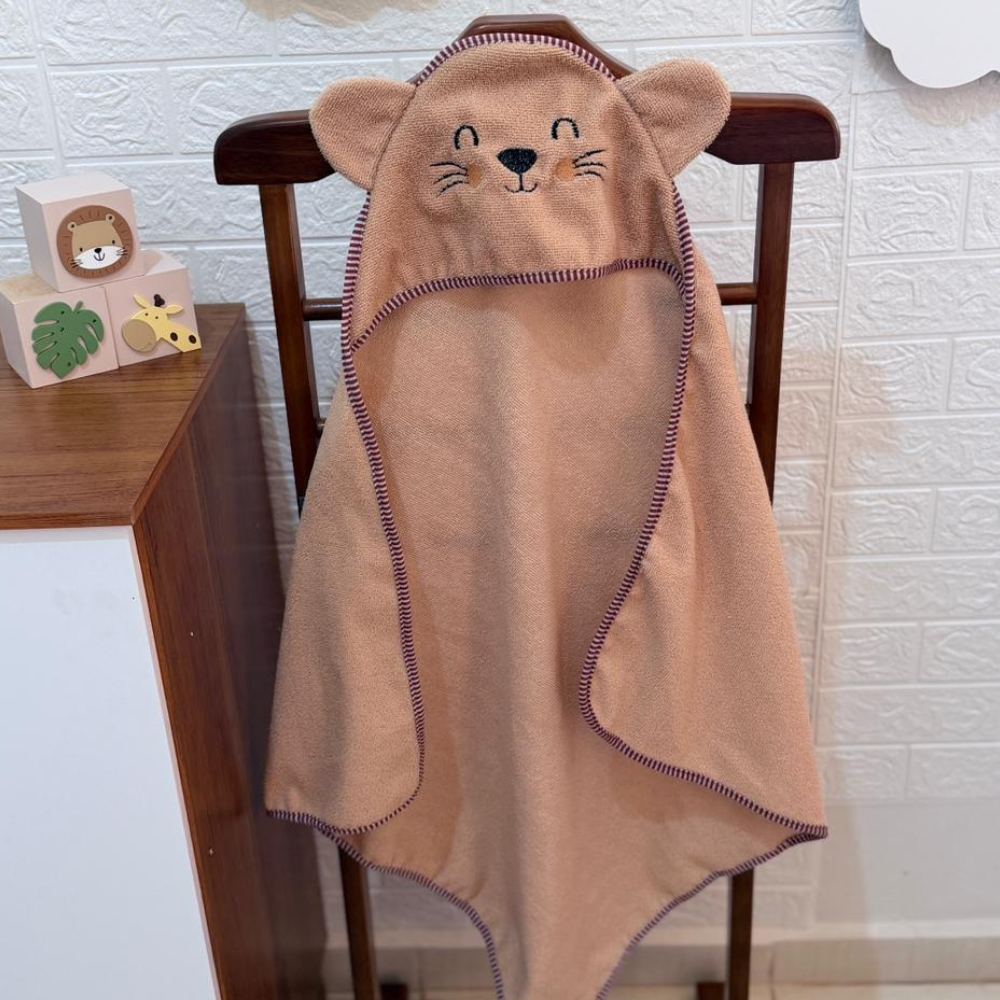 Toalha de Banho Bebê Higiene Menino Menina com Capuz Forrado Absorvente Bordada com Orelhinhas