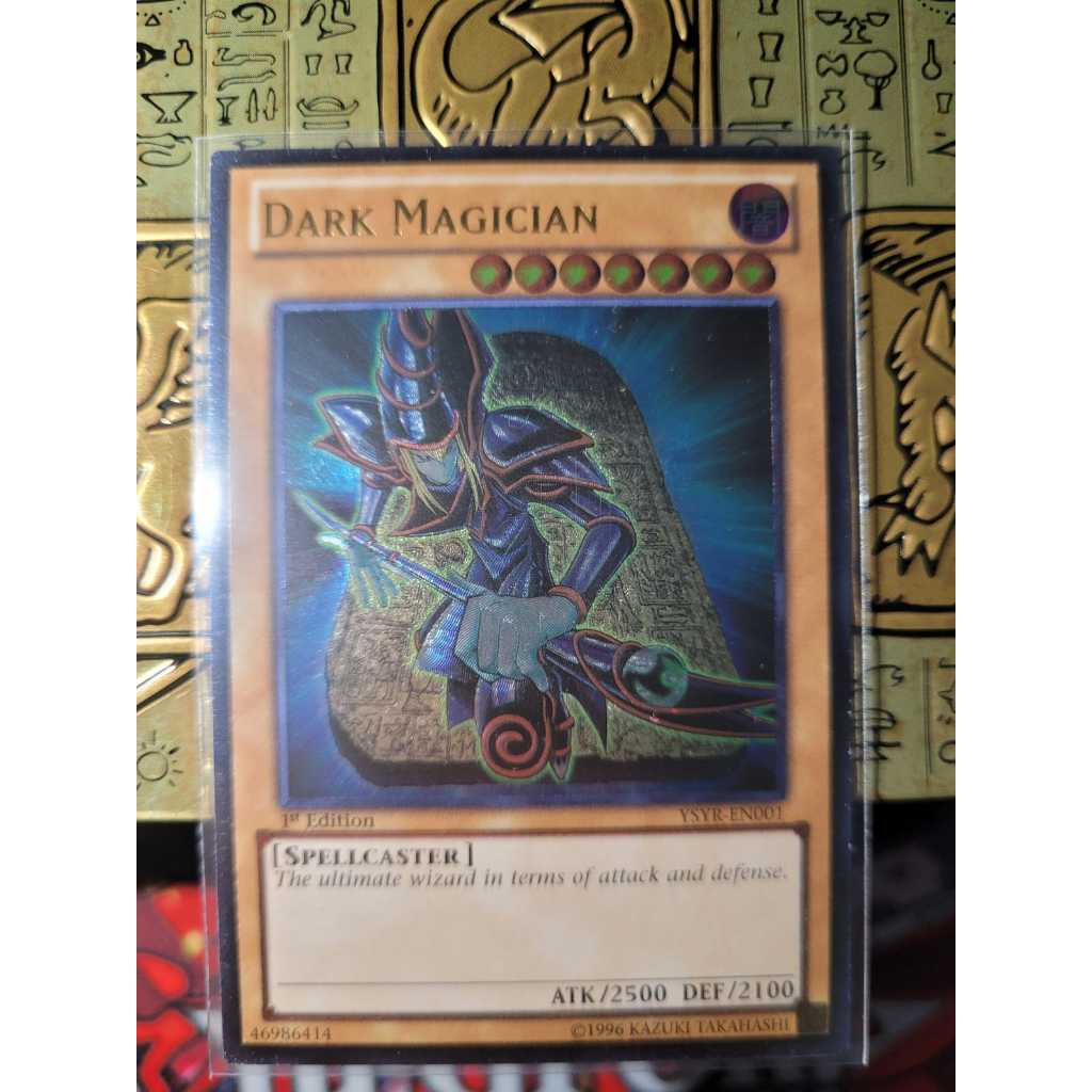 Dark Magician - Mago Negro - ULTIMATE RARE - STARTER DECK YUGI RELOADED - Yugioh! Original Konami.