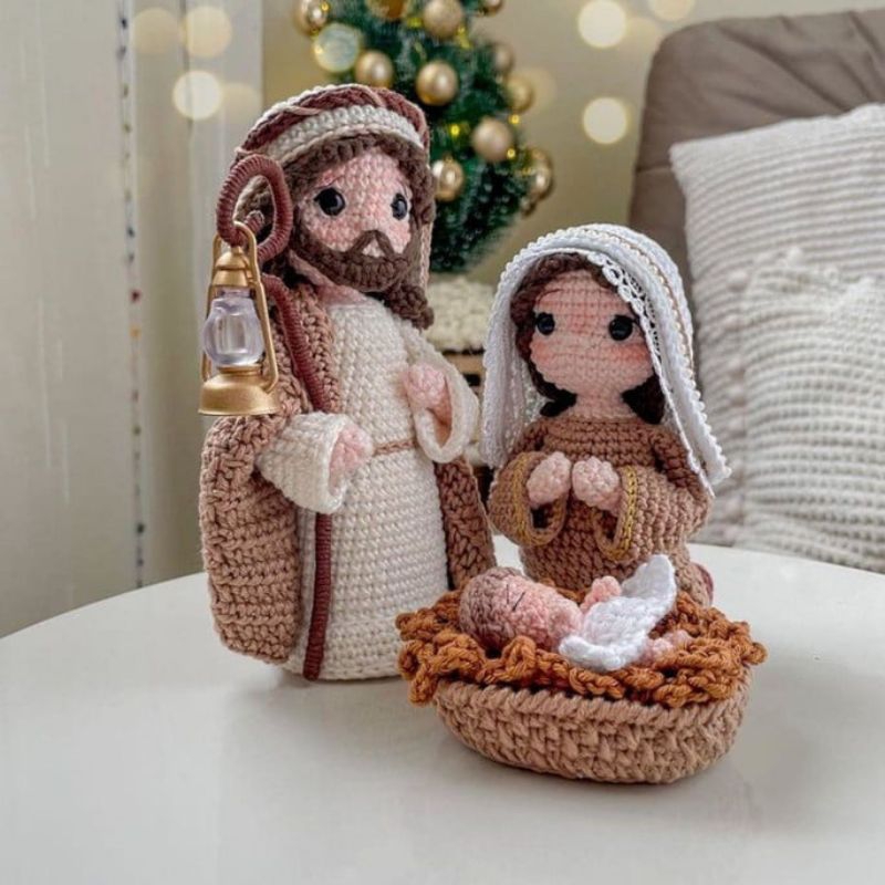 Sagrada Família em Amigurumi | Crochê Artesanal Feito à Mão | Presépio Natalino Decorativo