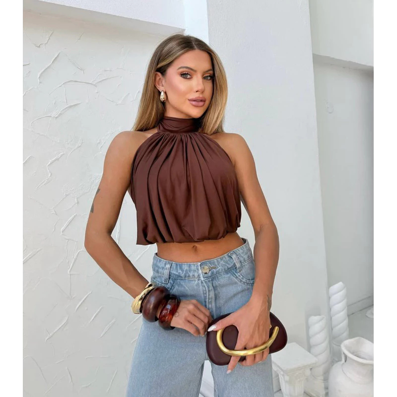 Cropped top gola alta gringa