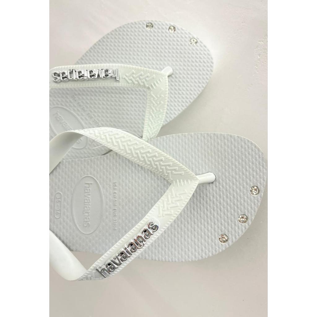 Chinelo Havaianas Top Branca com Strass + Logo Metálico Níquel em Oferta na Shopee