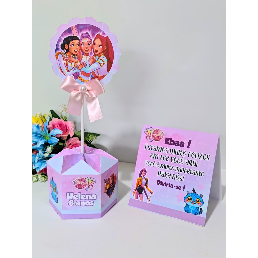 Centro de mesa Guerreiras do Kpop Plaquinha de mesa  Enfeite de mesa  Lembrancinha k pop k-pop em Oferta na Shopee