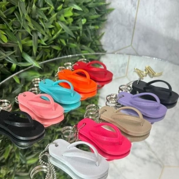 Mini chaveiro Chinelinho Brinde - Lembrancinha - kit chaveiros para aniversário brinde para cliente, brinde para empresa em Oferta na Shopee