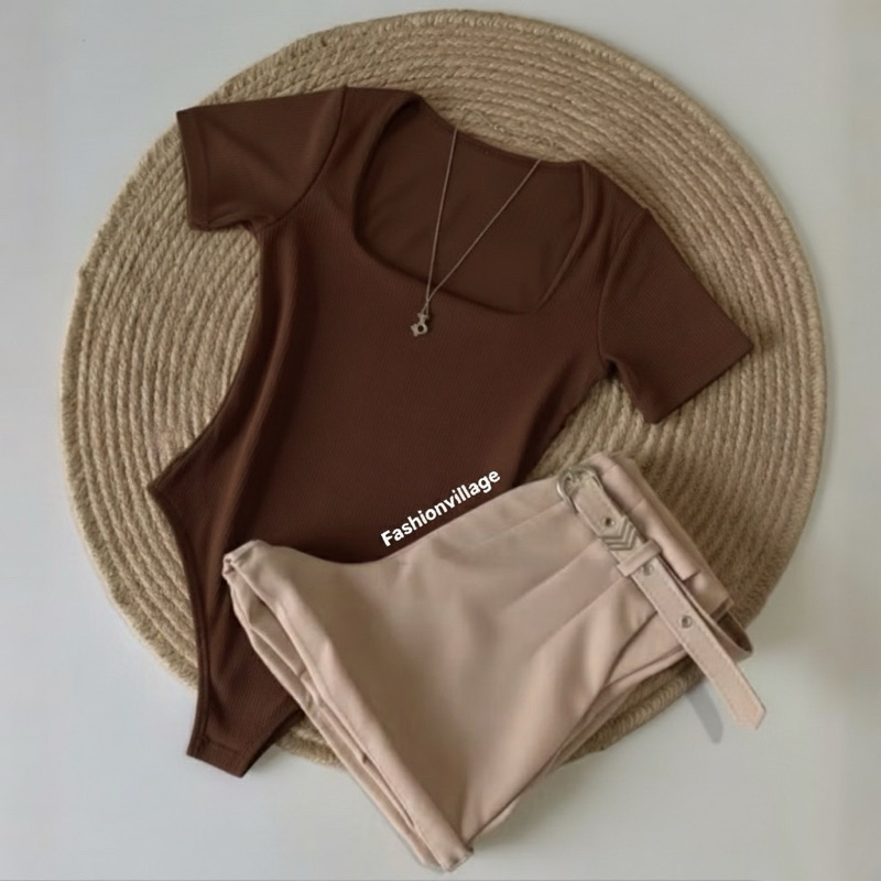 Conjunto 1 Body Gola QUADRADA MARROM + Short Alfaiataria com cinto Inspiração Moda Blogueira Tendencia 2026