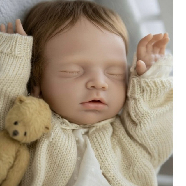 Bebê Reborn menina silicone sólido 47cm recém nascida 2kl