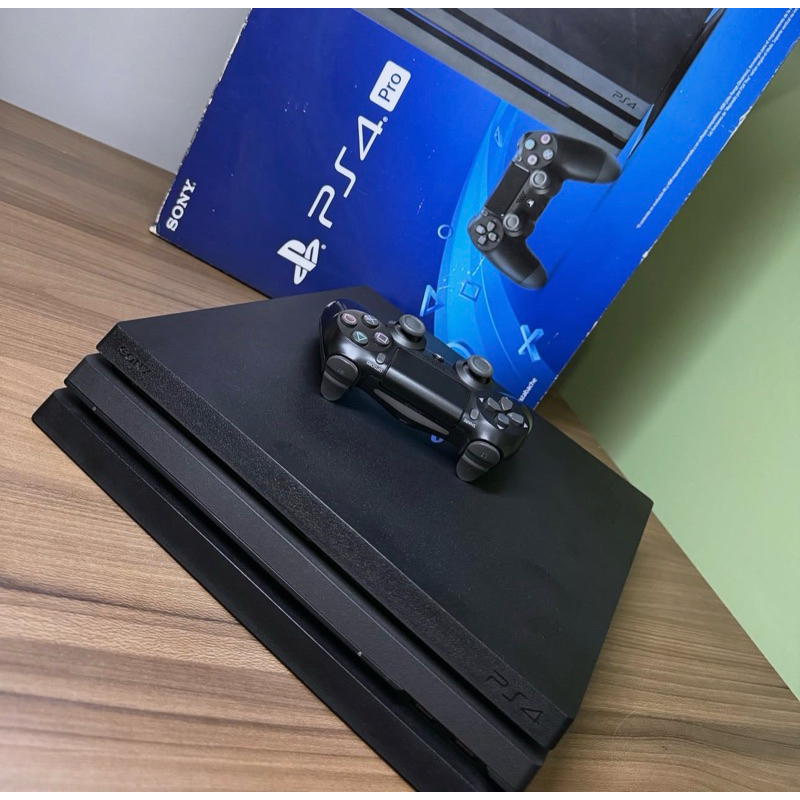 Video game Ps4 Pro 1tb com dois OU um controles + 2 headset rgb + 2 jogos - Semi novo - Oferta