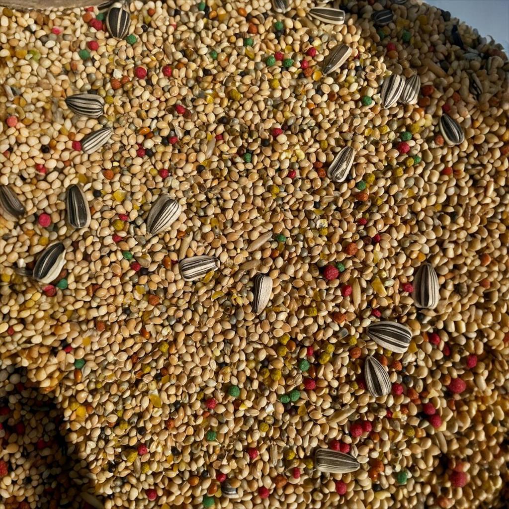 Mistura para Periquito 25kg em Oferta na Shopee