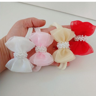 Laço de bebê RN em pérola menina na faixa  delicado. em Oferta na Shopee