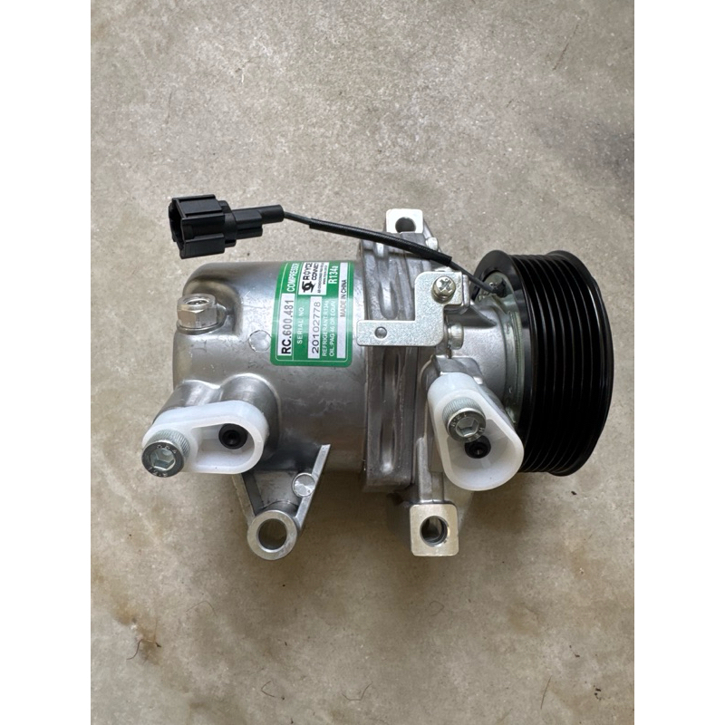 Compressor Calsonic Nissan March / Versa Motor 1.0 2015>