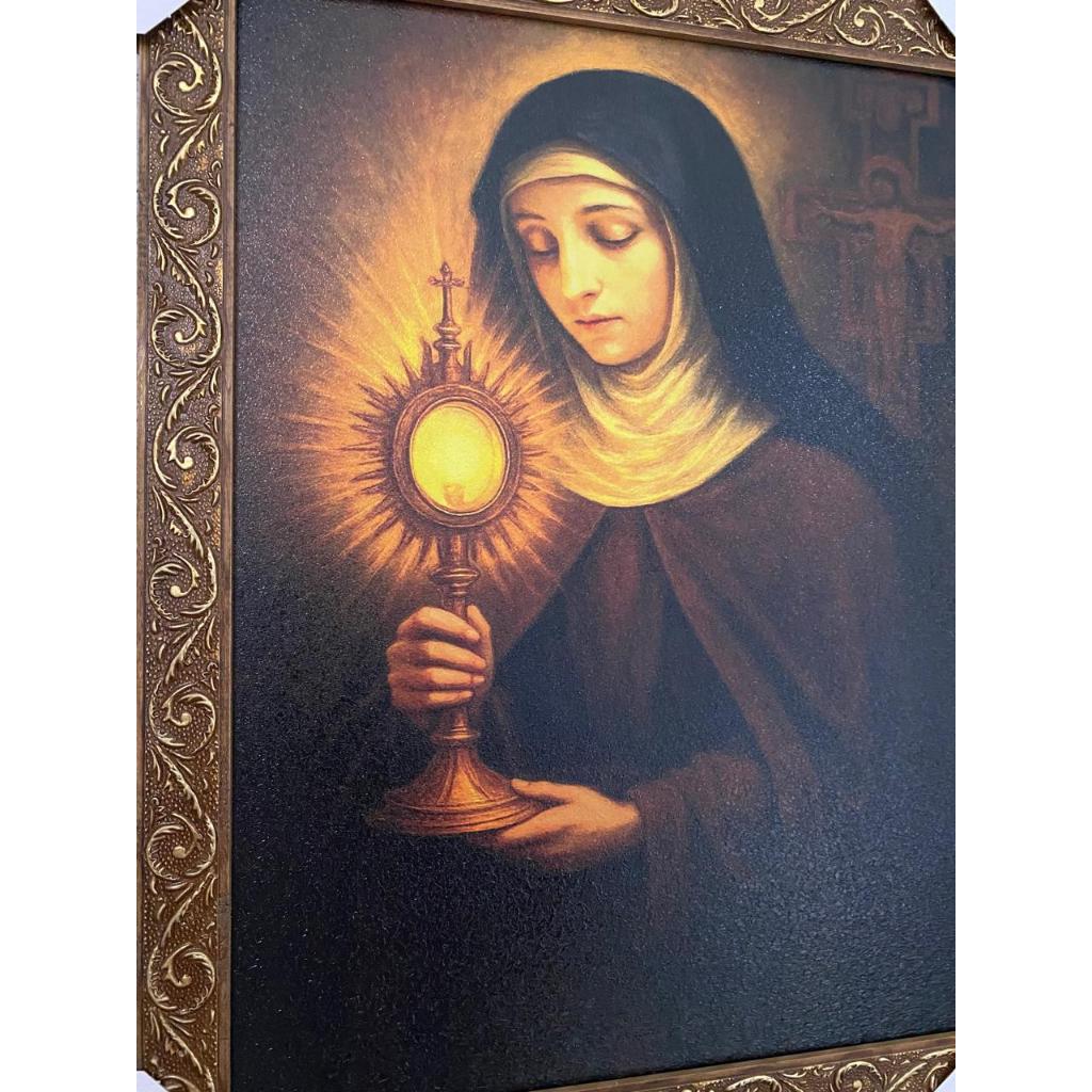 QUADRO DE SANTA CLARA 30X40 CM RESINADO MOLDURA TRABALHADA — imagem 2 de 2