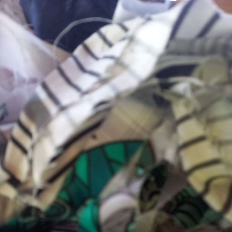 Retalhos larguras diversas para vies em tapetes 1 kl em Oferta na Shopee