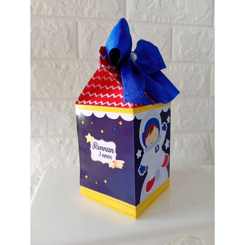 Kit 10un Caixa Milk Personalizada Tema Astronauta ( PEGUE E MONTE) Lembrancinha festa infantil mimos aniversário