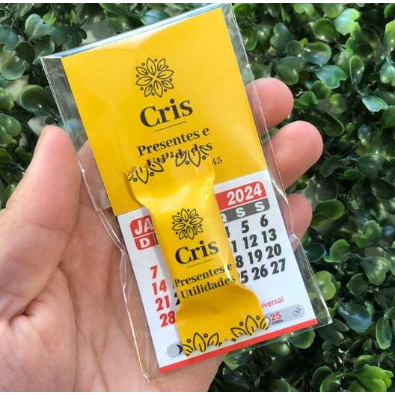 calendário imã de geladeira+ bala personalizada qualquer tema ano 2026 mimo para cliente ou evento embalado individual