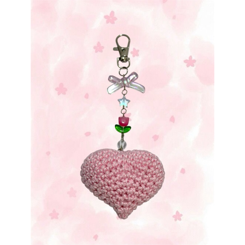 Chaveiro Amigurumi de coração rosa - Chaveiro para bolsas amigurumi coração rosa com laço de miçanga