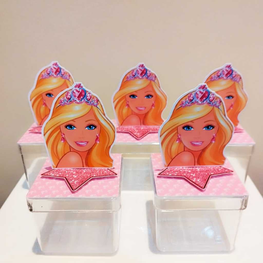 Caixinha Acrílica com Aplique para lembrancinhas - Caixinha Acrílica Personalizadas - *Barbie* - Qualquer TEMA