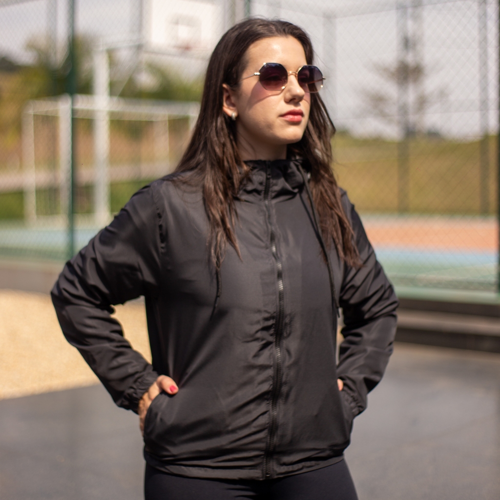 Jaqueta Corta Vento Feminino Liso Repele Agua 100% Forrado Com Capuz Sem Elástico Cintura em Oferta na Shopee