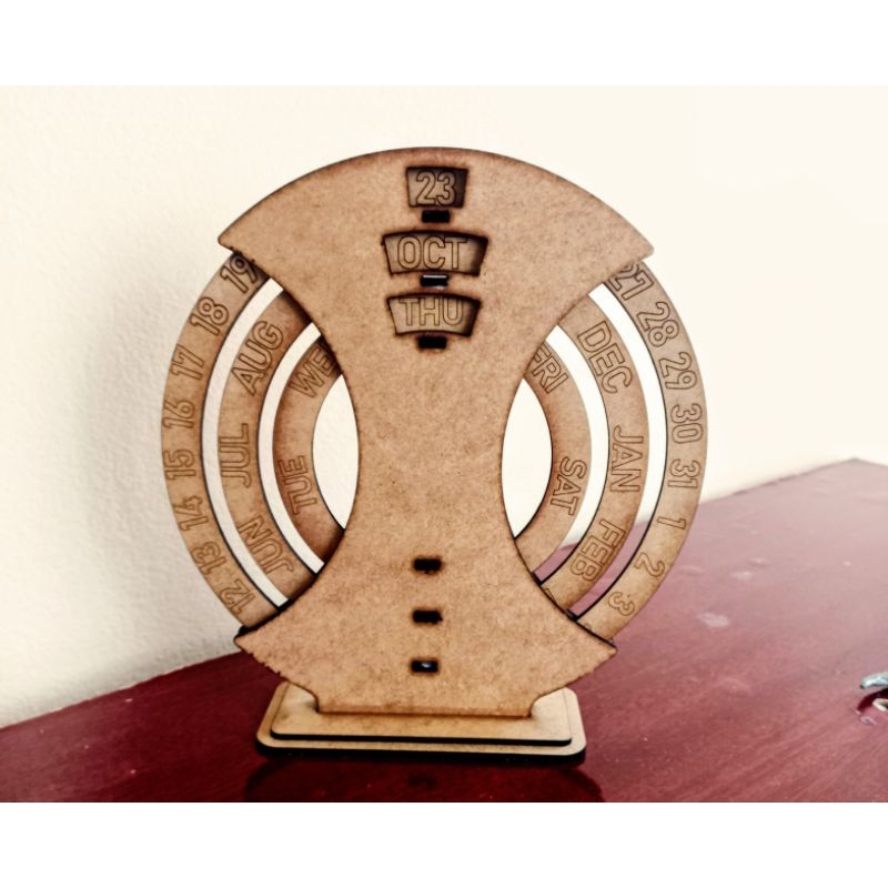 Calendário Perpétuo mdf- Presente criativo decoração de mesa